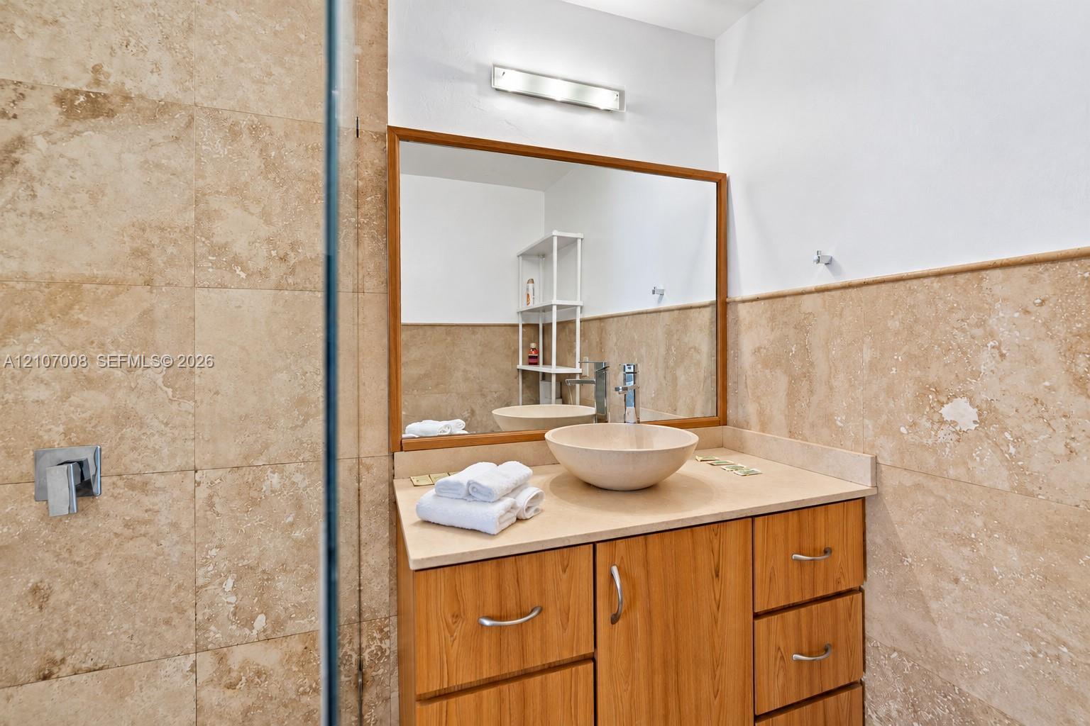 3030 Collins Ave # 2H, Miami Beach FL 33140 photo 5