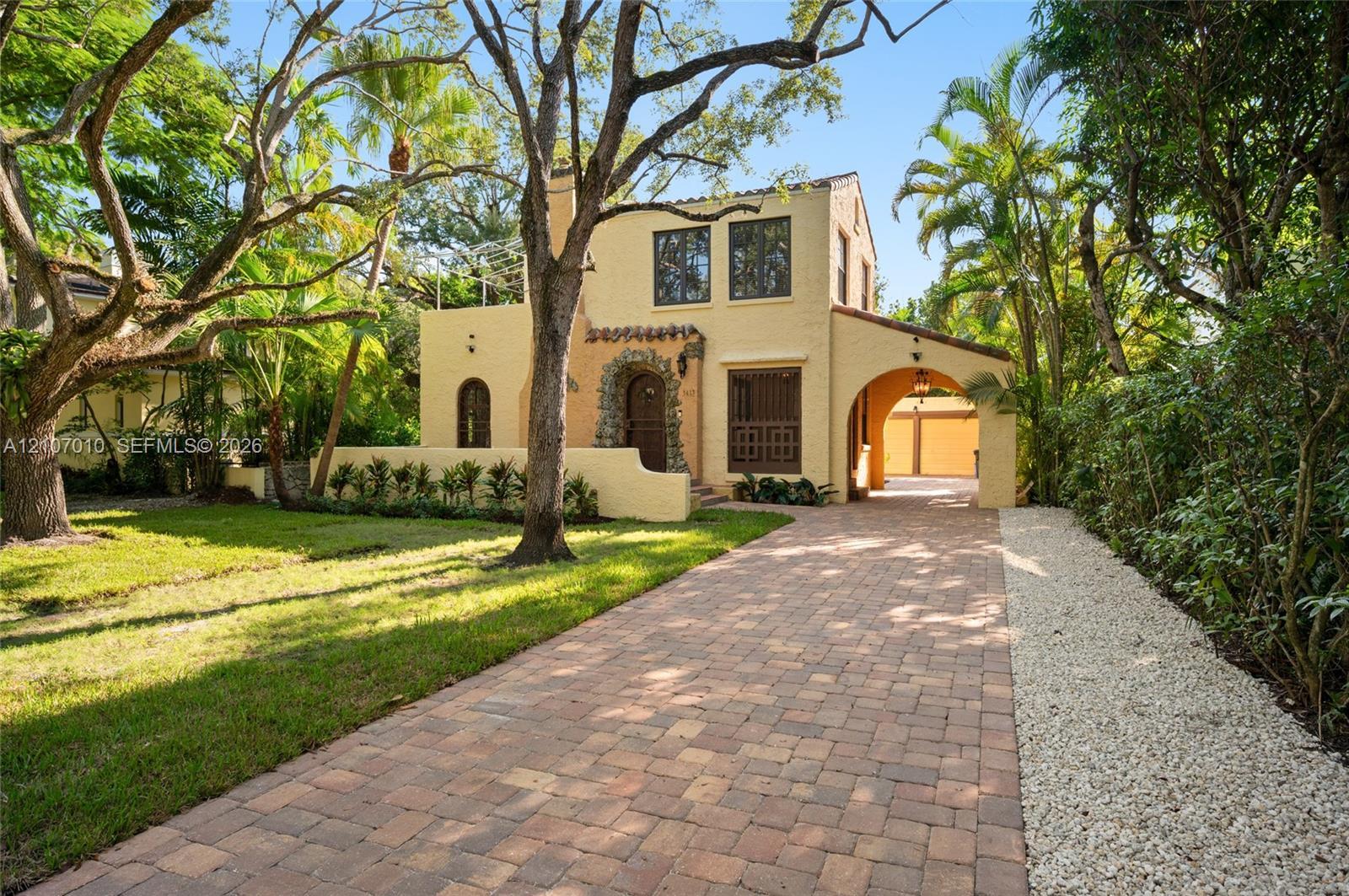3413 Banos Ct, Miami FL 33134
