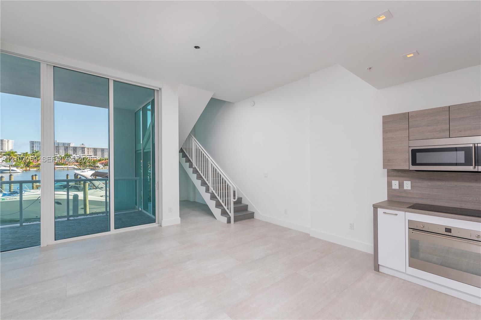 400 Sunny Isles Blvd # 121, Sunny Isles Beach FL 33160 photo 2