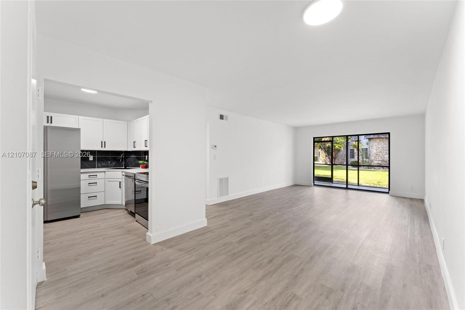 3105 Oakland Shores Dr # J110, Oakland Park FL 33309