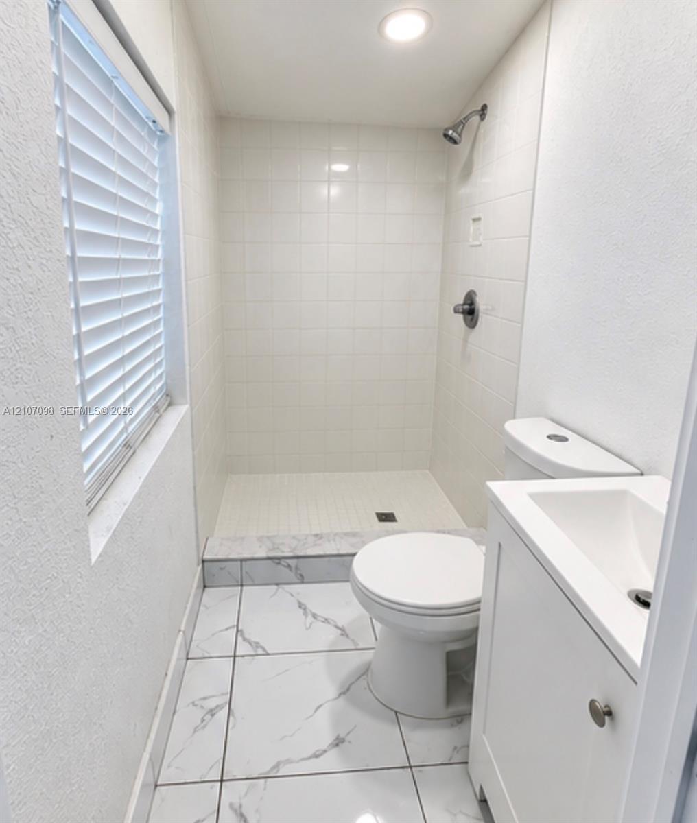 6497 W 8th Ln # A, Hialeah FL 33012 photo 5
