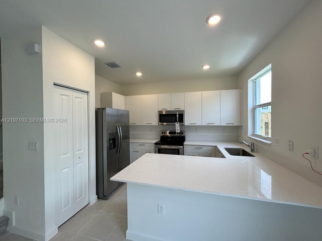 12219 NW 23rd Pl # 12219, Miami FL 33167 photo 4