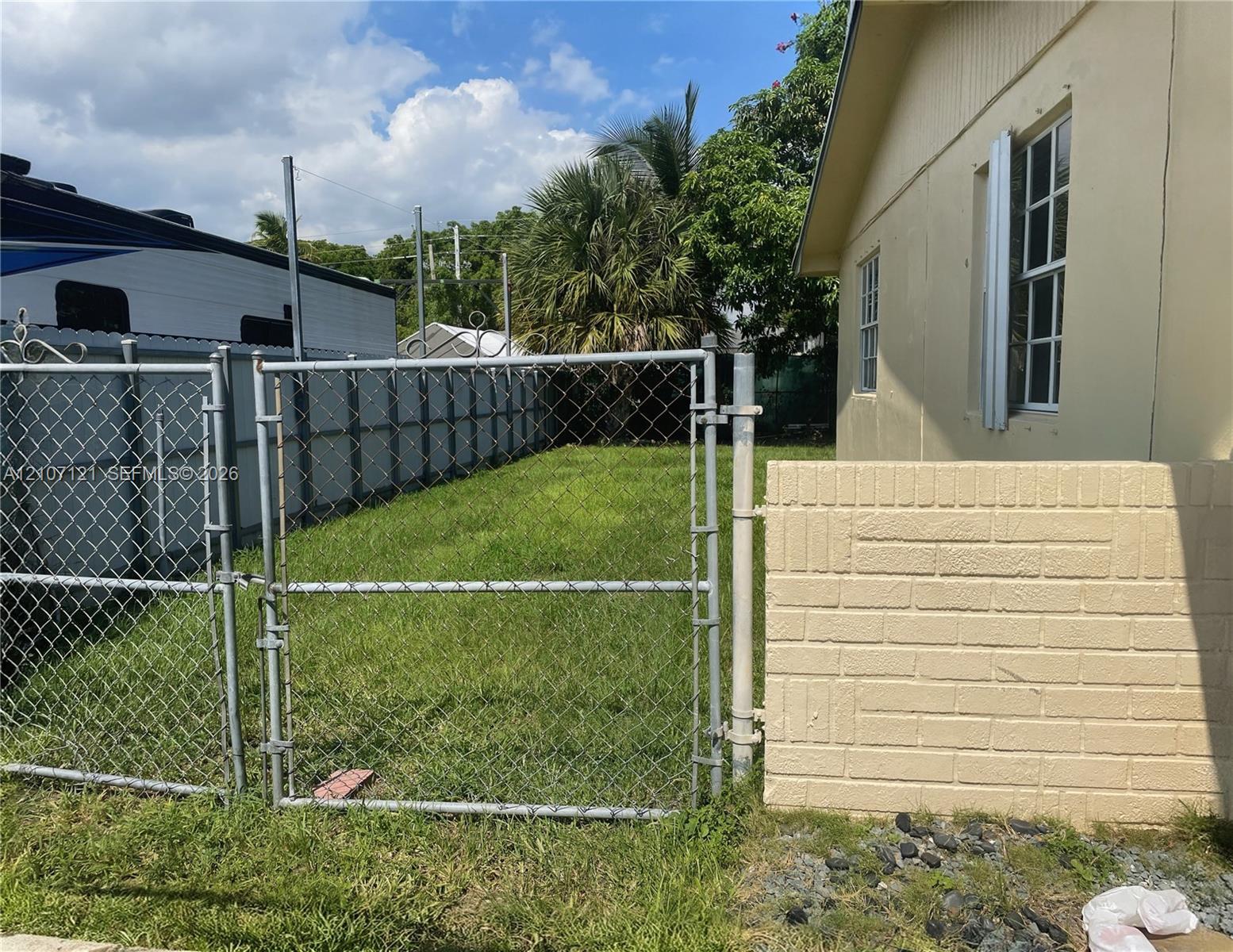 11221 SW 201st St # 11221, Miami FL 33189 photo 2