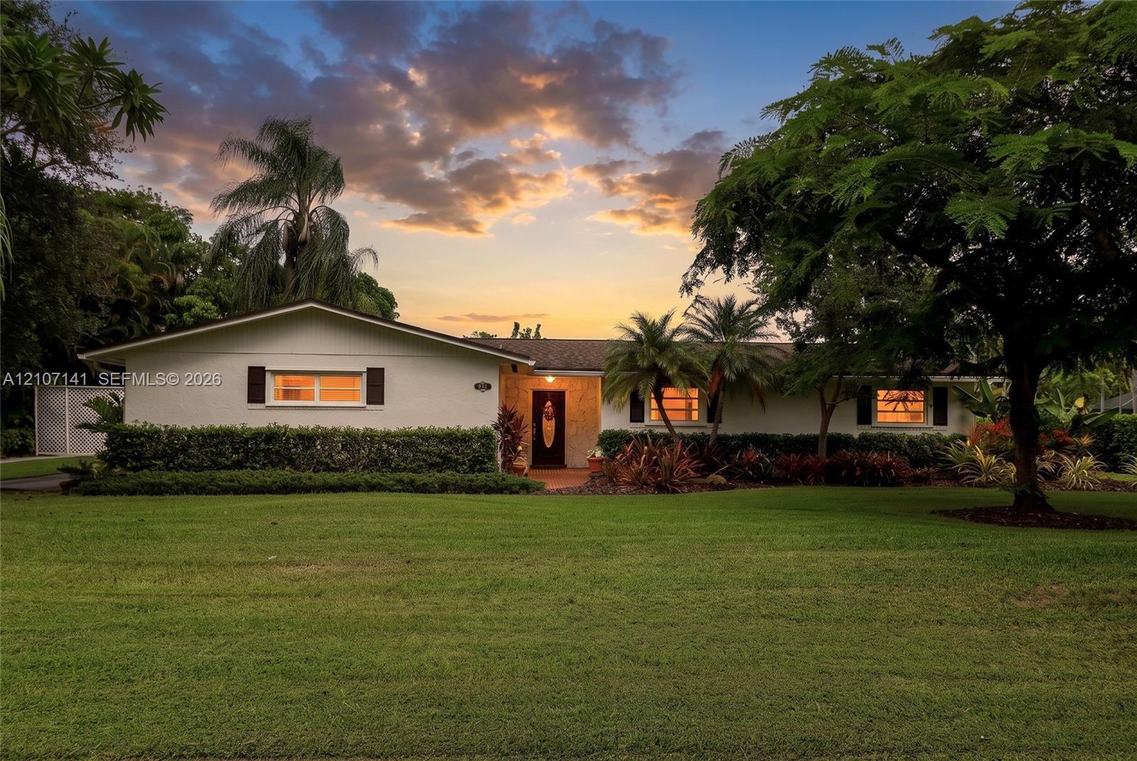 9761 SW 123rd St, Miami FL 33176