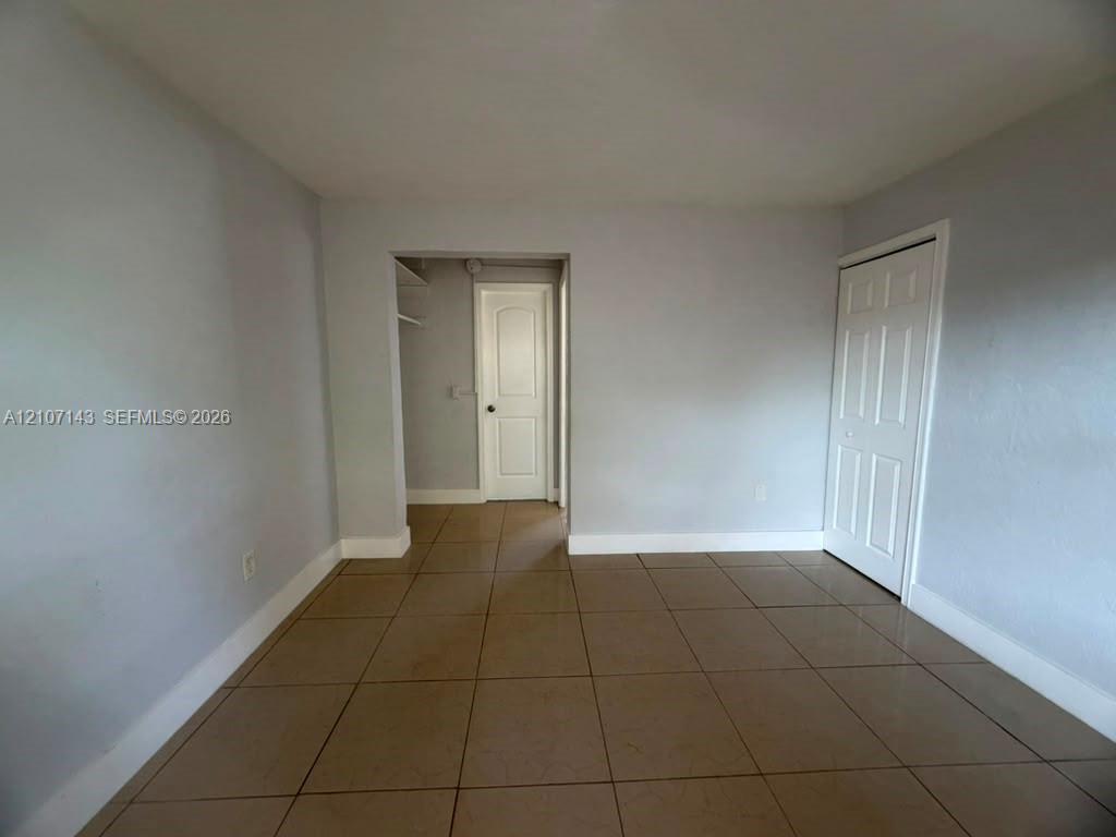 1281 NW 60th St # 6, Miami FL 33142