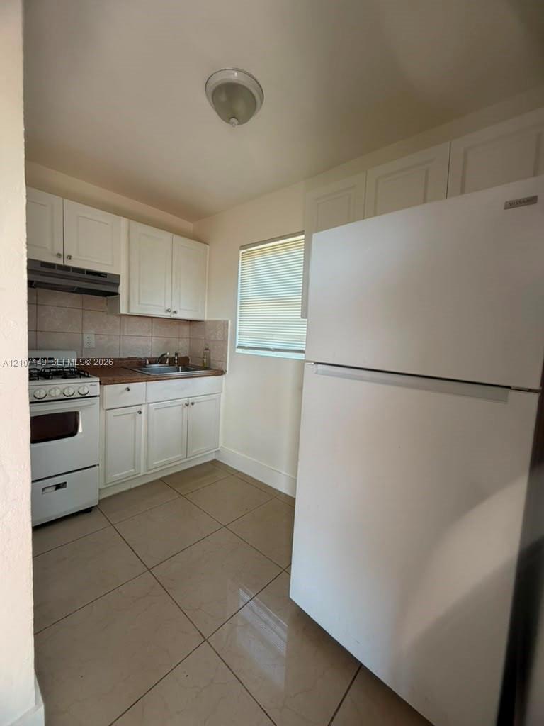 1281 NW 60th St # 6, Miami FL 33142 photo 5