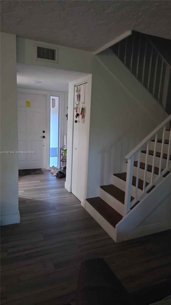 450 Commodore Dr # 311, Plantation FL 33325 photo 3