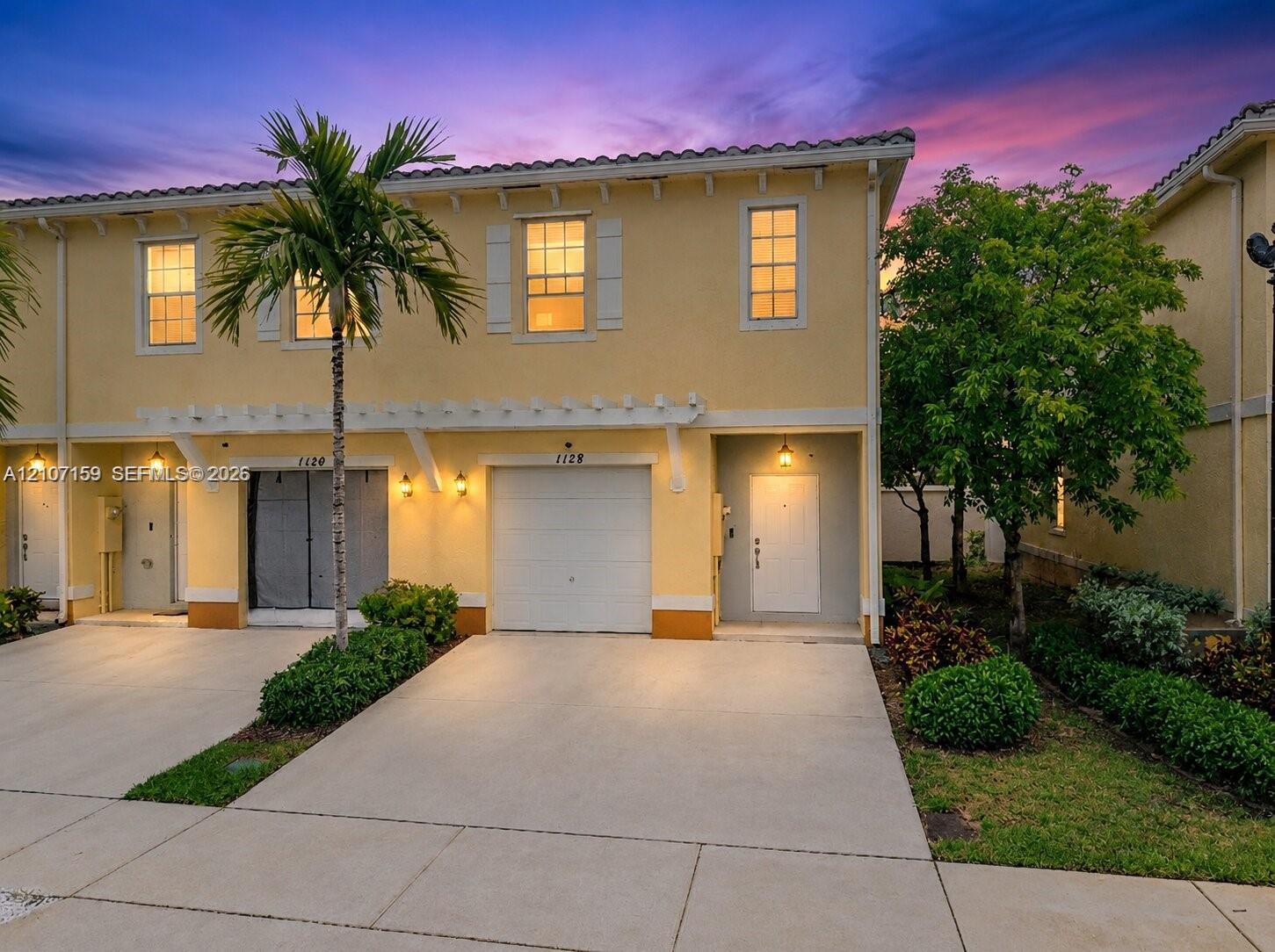 1128 NW 40th Ter, Lauderhill FL 33313