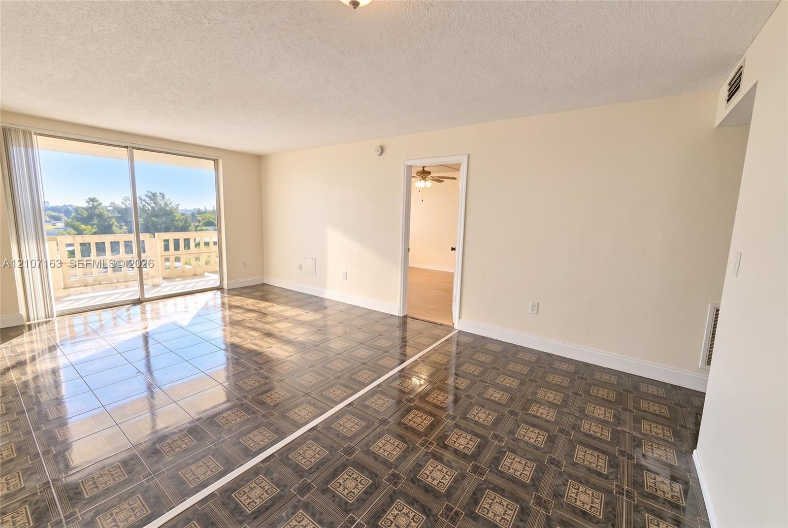 15600 NW 7th Ave # 704, Miami FL 33169 photo 3