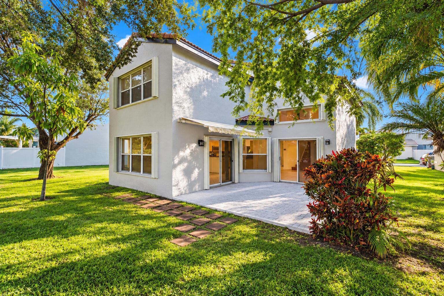 17621 SW 31ST Court, Miramar FL 33029 photo 4