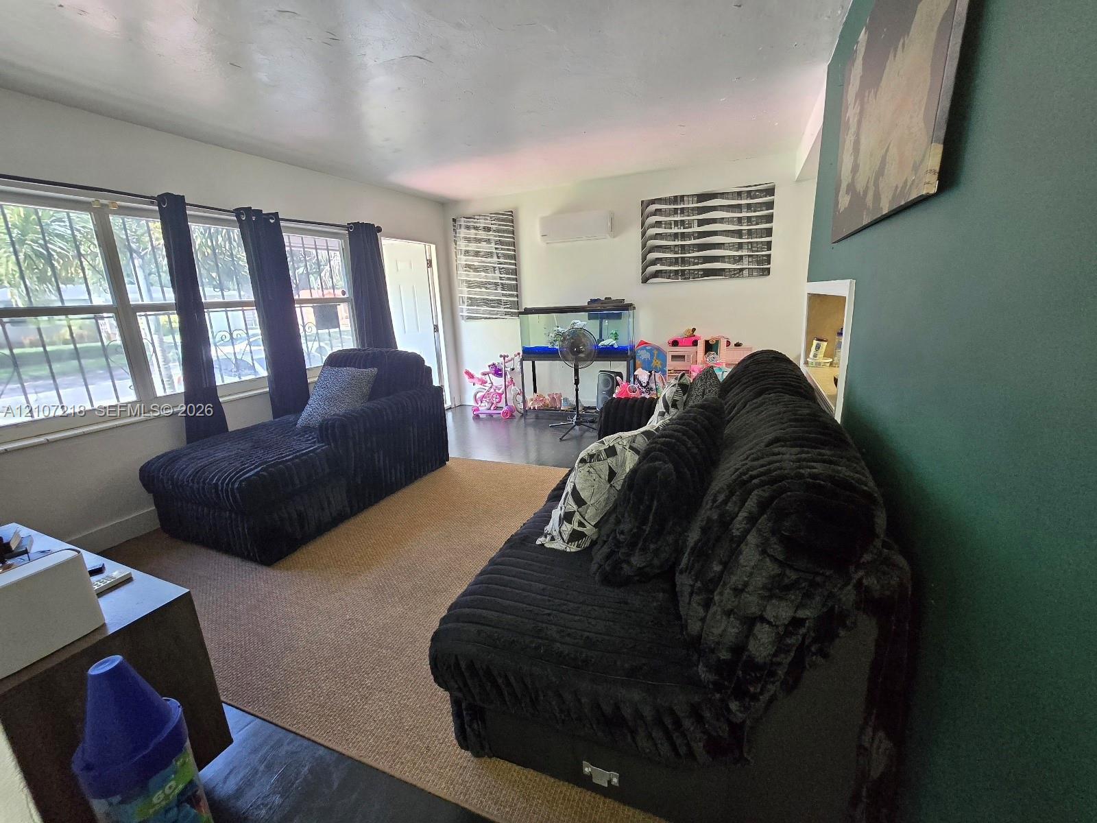 1225 NW 127th St, North Miami FL 33167 photo 2