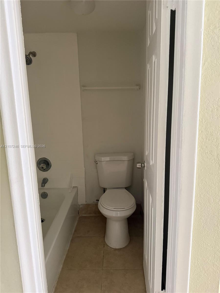 4500 W 16th Ave # 615, Hialeah FL 33012 photo 4