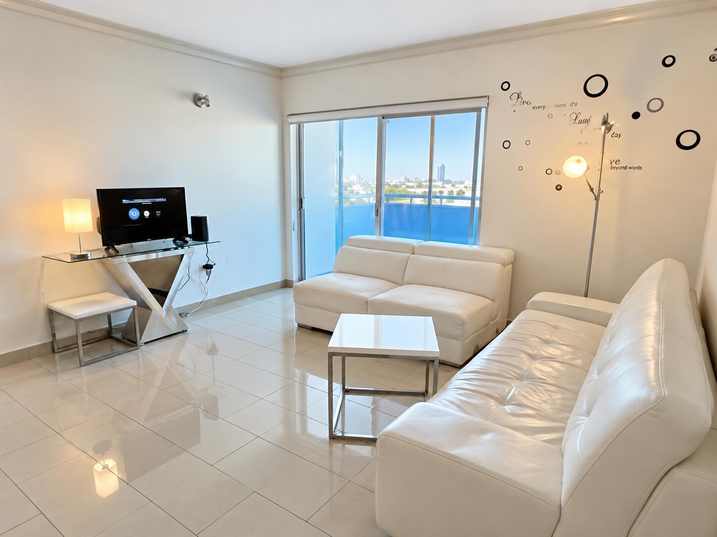 400 Kings Point Drive # 1030, Sunny Isles Beach FL 33160 photo 3