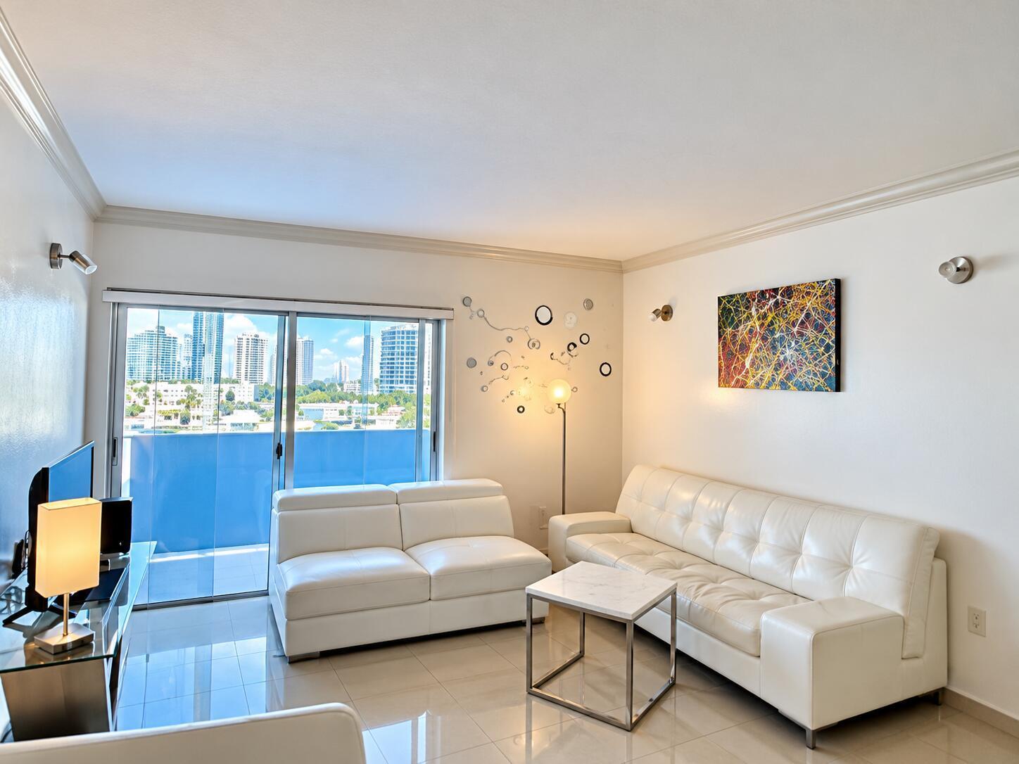 400 Kings Point Drive # 1030, Sunny Isles Beach FL 33160 photo 4