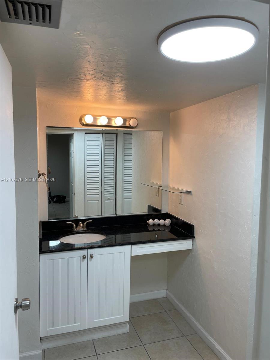 20100 W Country Club Dr # 601, Aventura FL 33180 photo 5