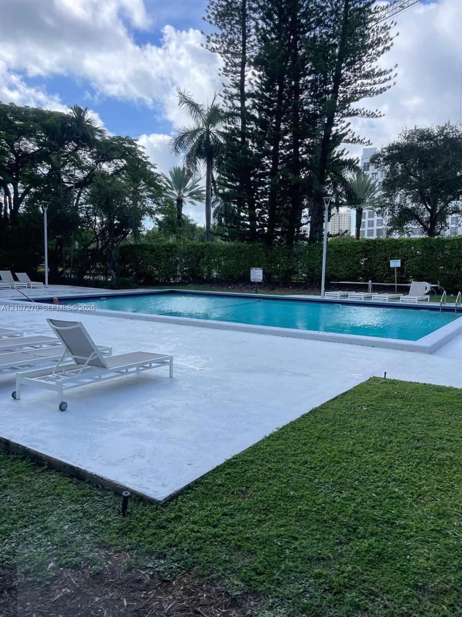 20100 W Country Club Dr # 601, Aventura FL 33180 photo 4