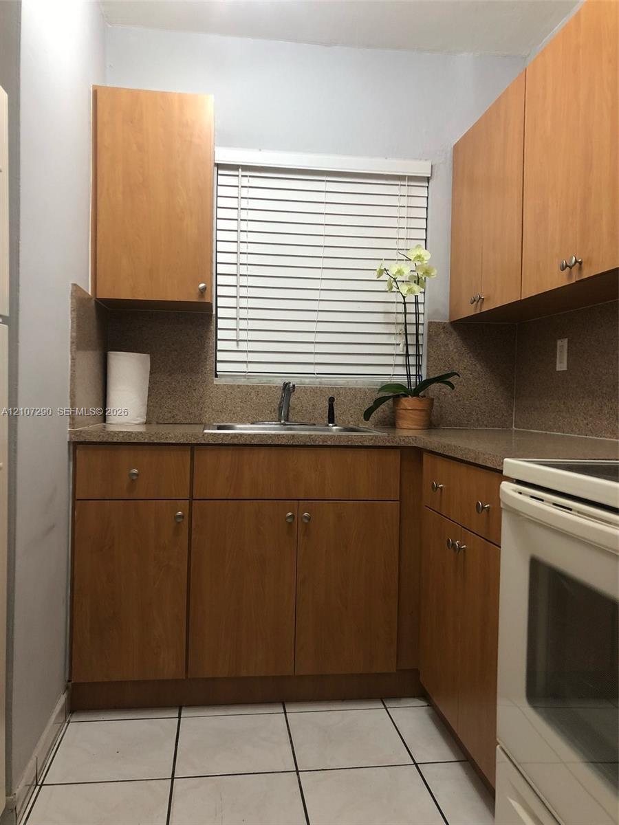 140 Royal Palm Rd # 116, Hialeah Gardens FL 33016 photo 4