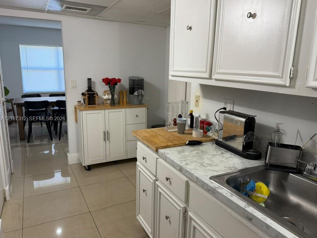 17911 NW 68th Ave # M208, Hialeah FL 33015 photo 5