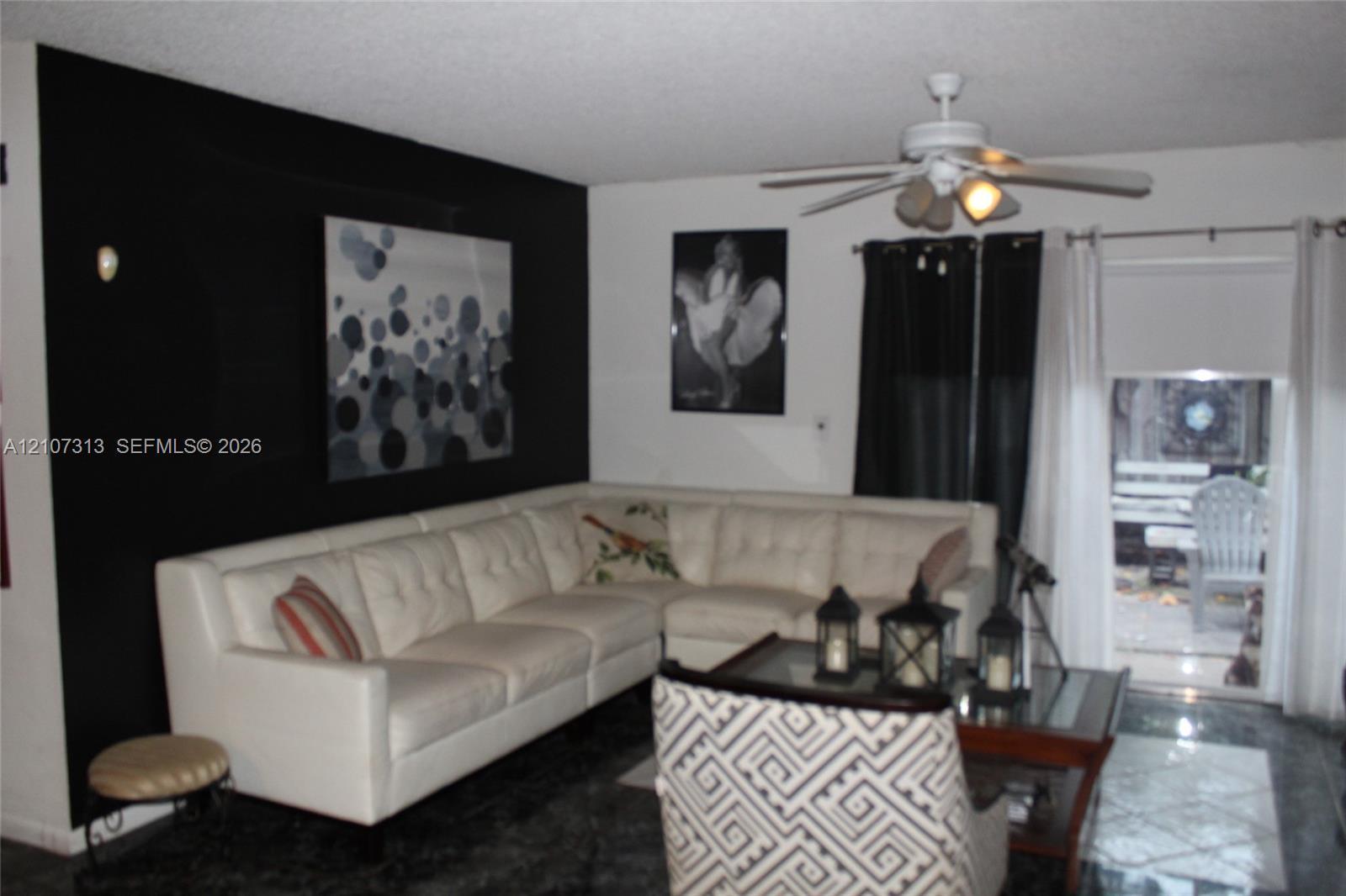 9818 SW 222nd Ter, Cutler Bay FL 33190 photo 2