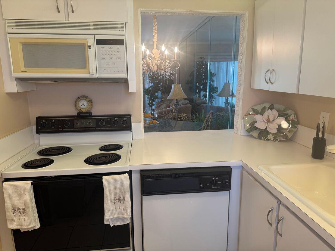 5401 NW 2nd Avenue Apt 329, Boca Raton FL 33487 photo 3