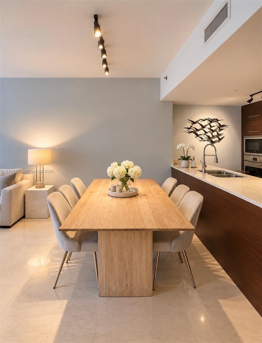 465 Brickell Ave # 506, Miami FL 33131 photo 3