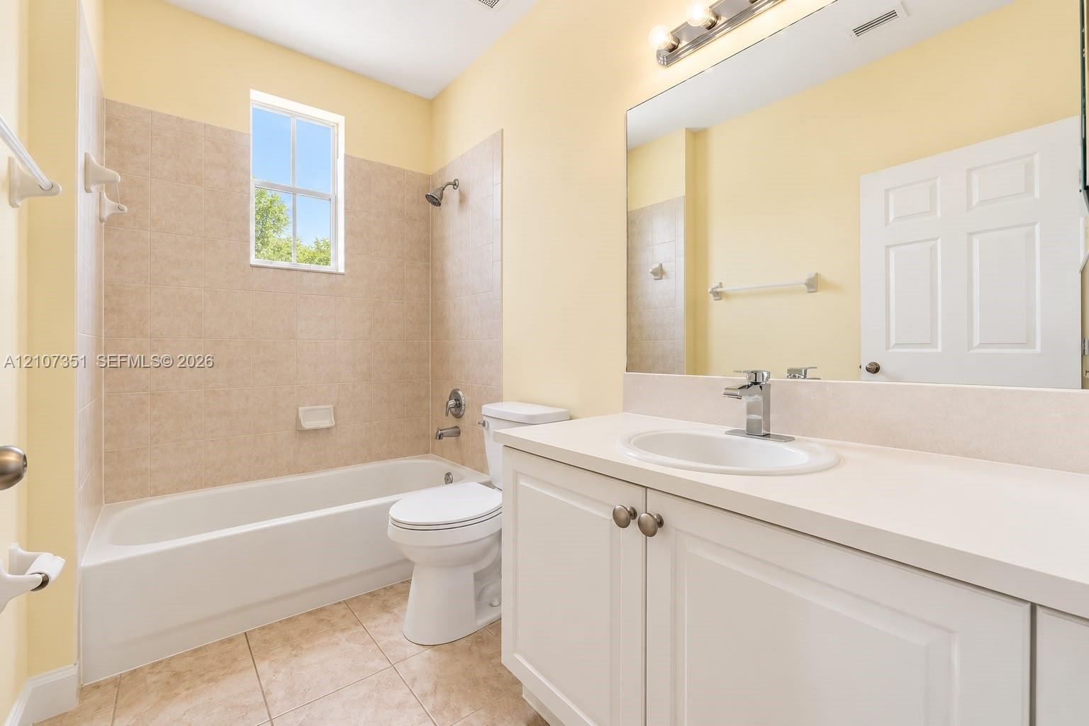 230 SE 29th Ave # 1, Homestead FL 33033 photo 4