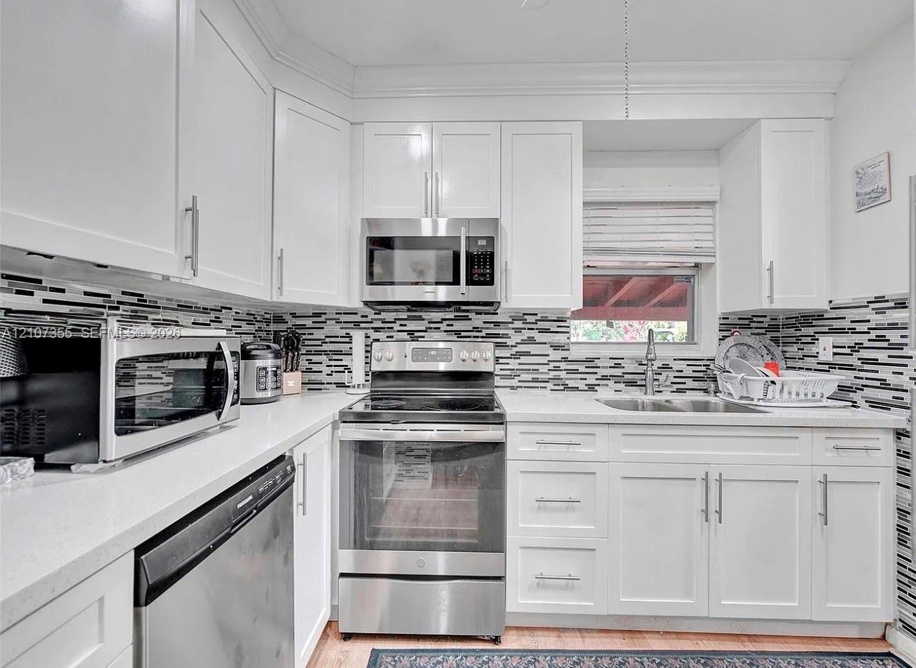 6505 Pines Pkwy, Hollywood FL 33023