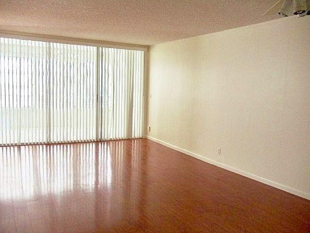 9235 LAGOON Place # 315, Davie FL 33324 photo 2