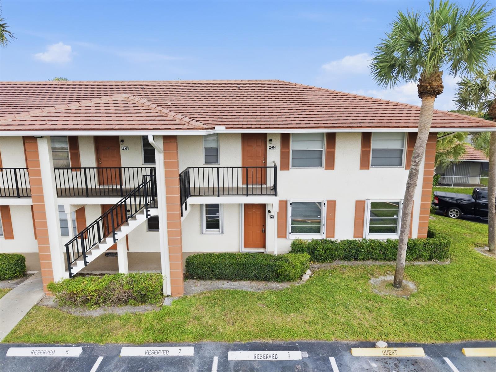 9939 THREE LAKES Circle # 14H, Boca Raton FL 33428