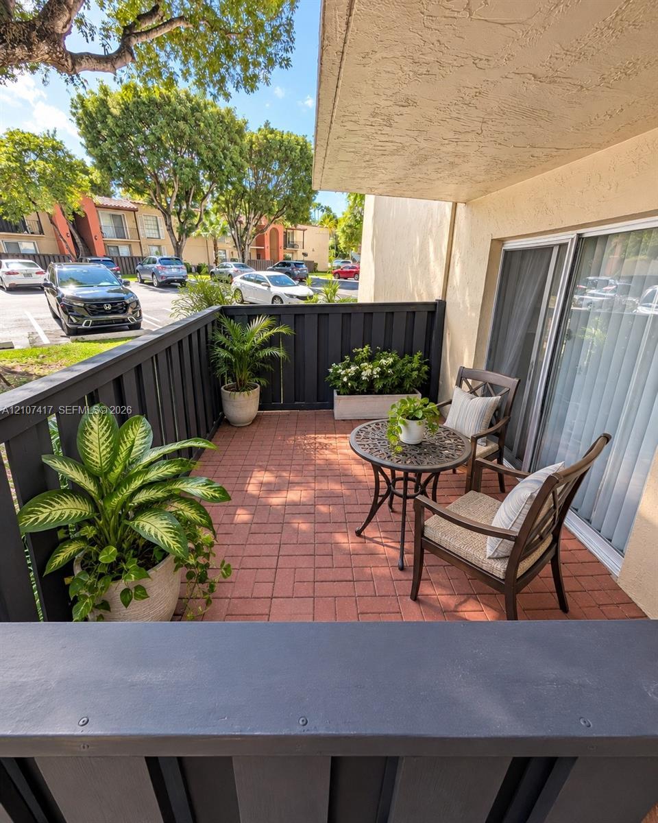 10740 N Kendall Dr # L9, Miami FL 33176 photo 2