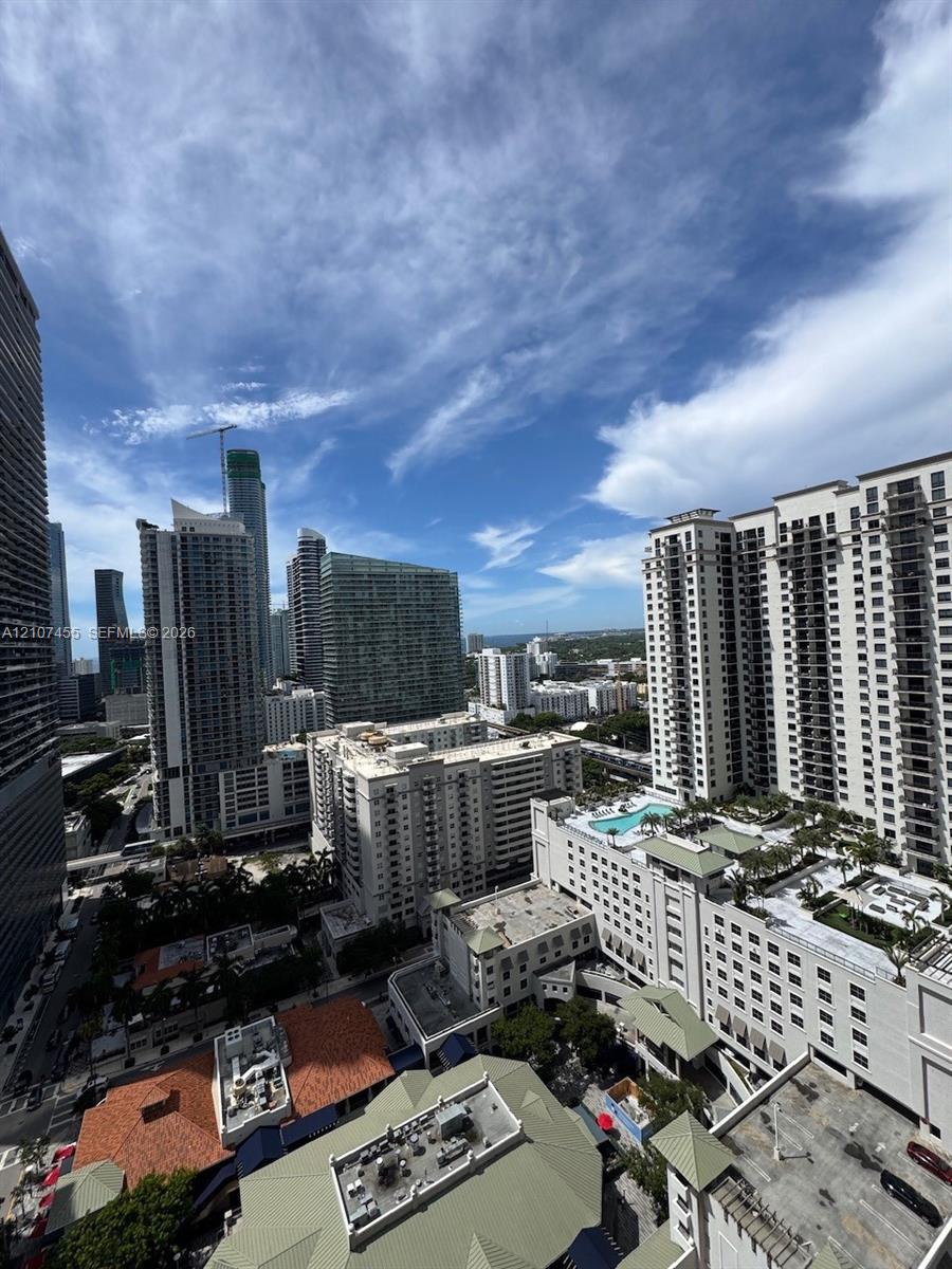 45 SW 9th St # 2504, Miami FL 33130