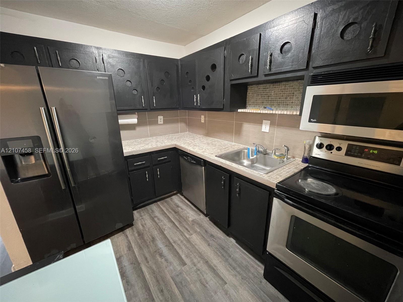 7300 NW 17th St # 421, Plantation FL 33313 photo 4