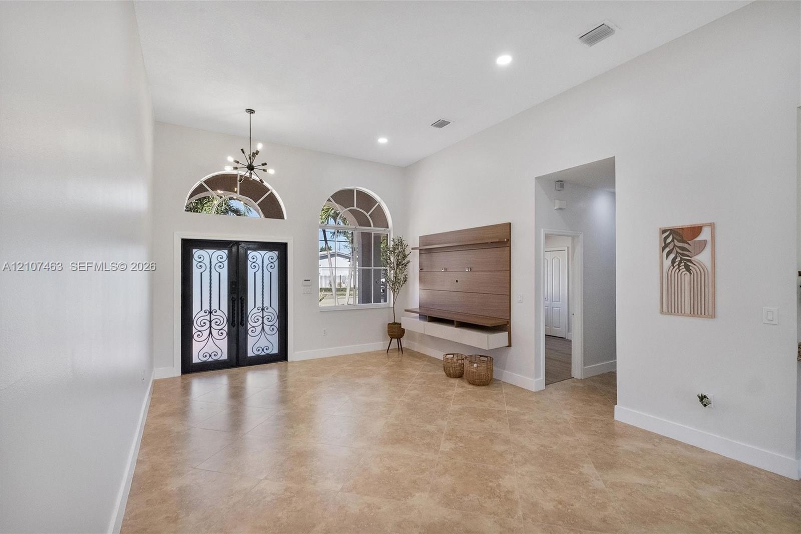7071 W 6th Ave, Hialeah FL 33014 photo 3