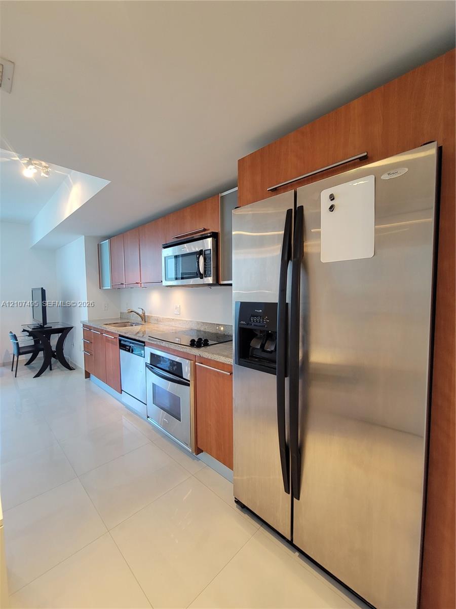 185 SW 7th St # 2806, Miami FL 33130