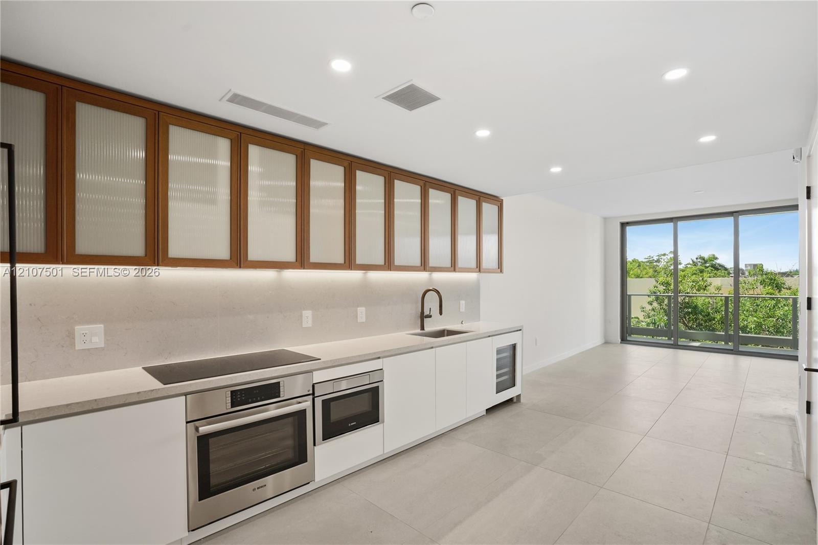 2200 Brickell Ave # 317, Miami FL 33129 photo 2