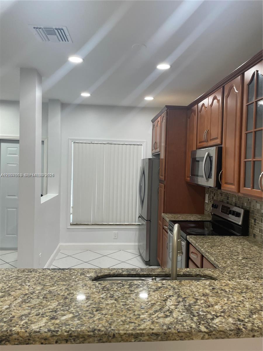 322 SW 120th Ave, Pembroke Pines FL 33025 photo 5