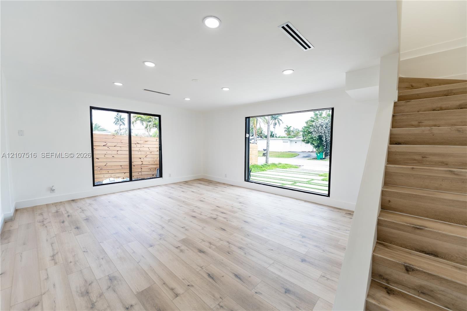 5700 SW 56th St, Davie FL 33314 photo 4