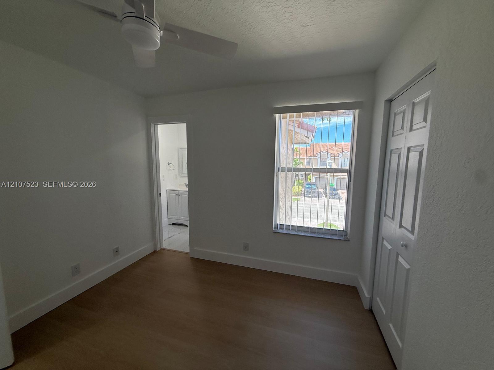 5424 NW 90th Ave, Sunrise FL 33351 photo 5