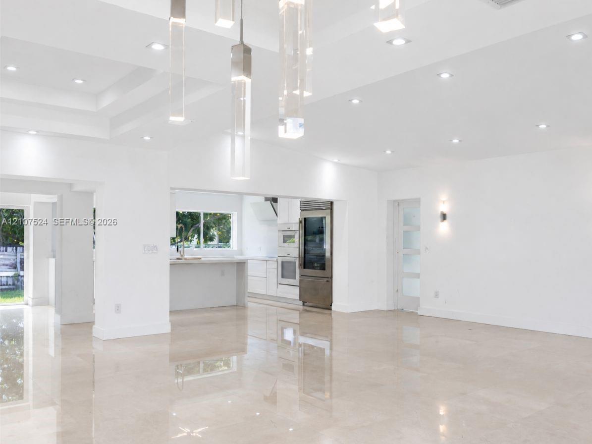 310 190th St, Sunny Isles Beach FL 33160 photo 2