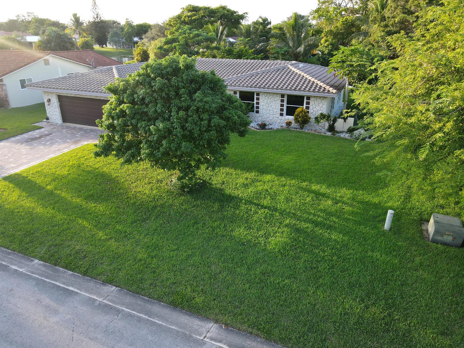 3660 NW 104TH Avenue, Coral Springs FL 33065 photo 2
