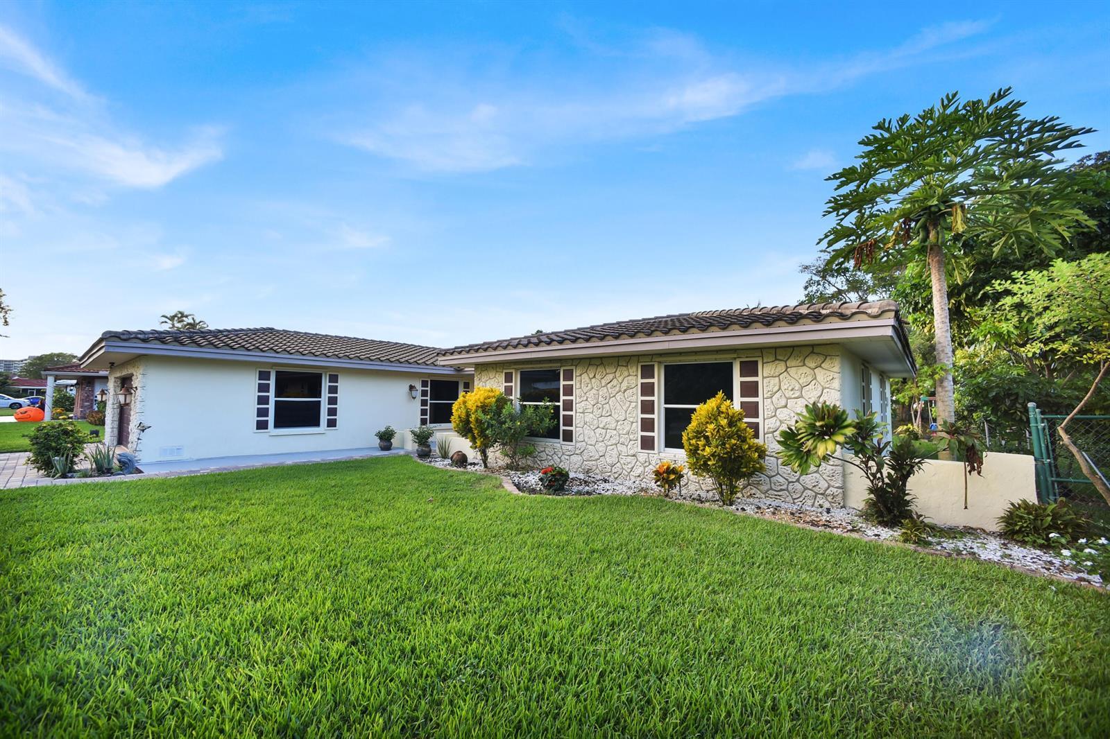 3660 NW 104TH Avenue, Coral Springs FL 33065 photo 4