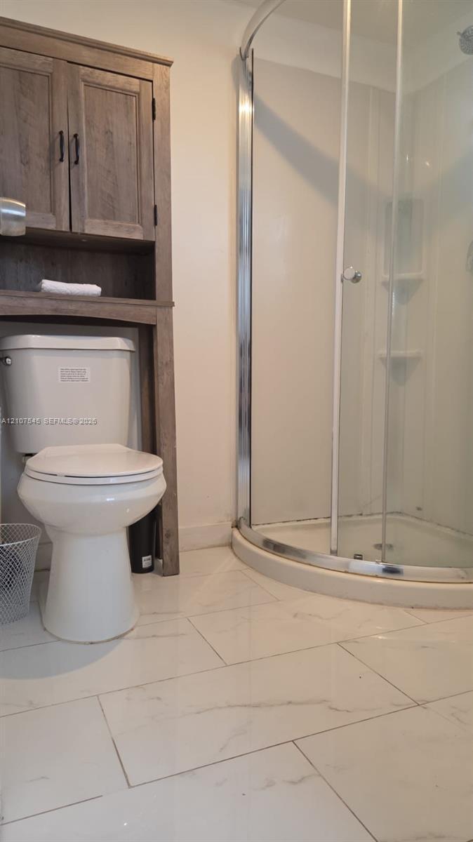 6431 Hayes St # 3, Hollywood FL 33024 photo 2
