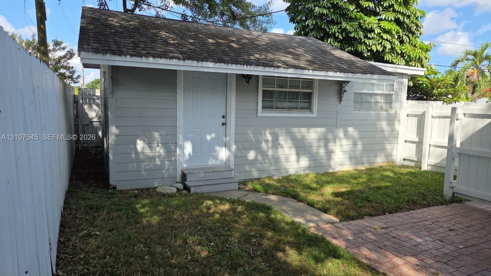6431 Hayes St # 3, Hollywood FL 33024