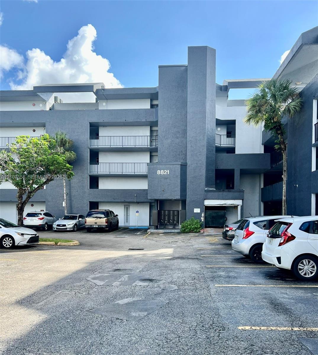 8821 W Flagler St # 306, Miami FL 33174 photo 3