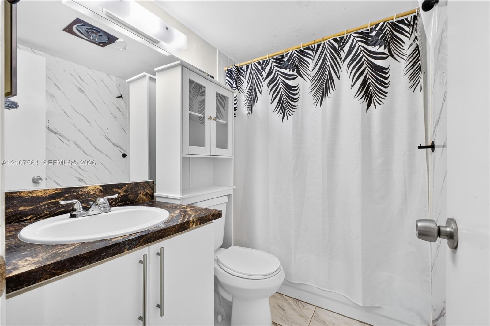 2185 White Pine Cir # B, Green Acres FL 33415 photo 4