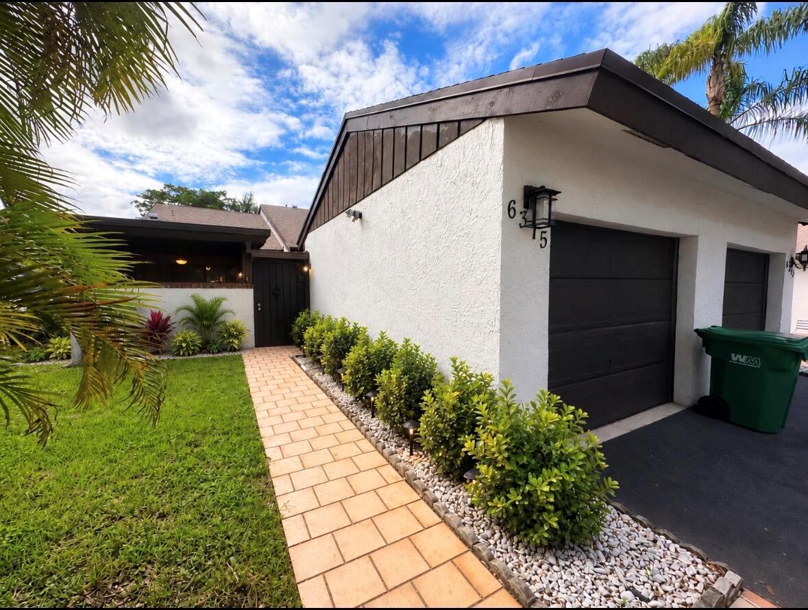 6375 PINEHURST Circle W # D38, Tamarac FL 33321