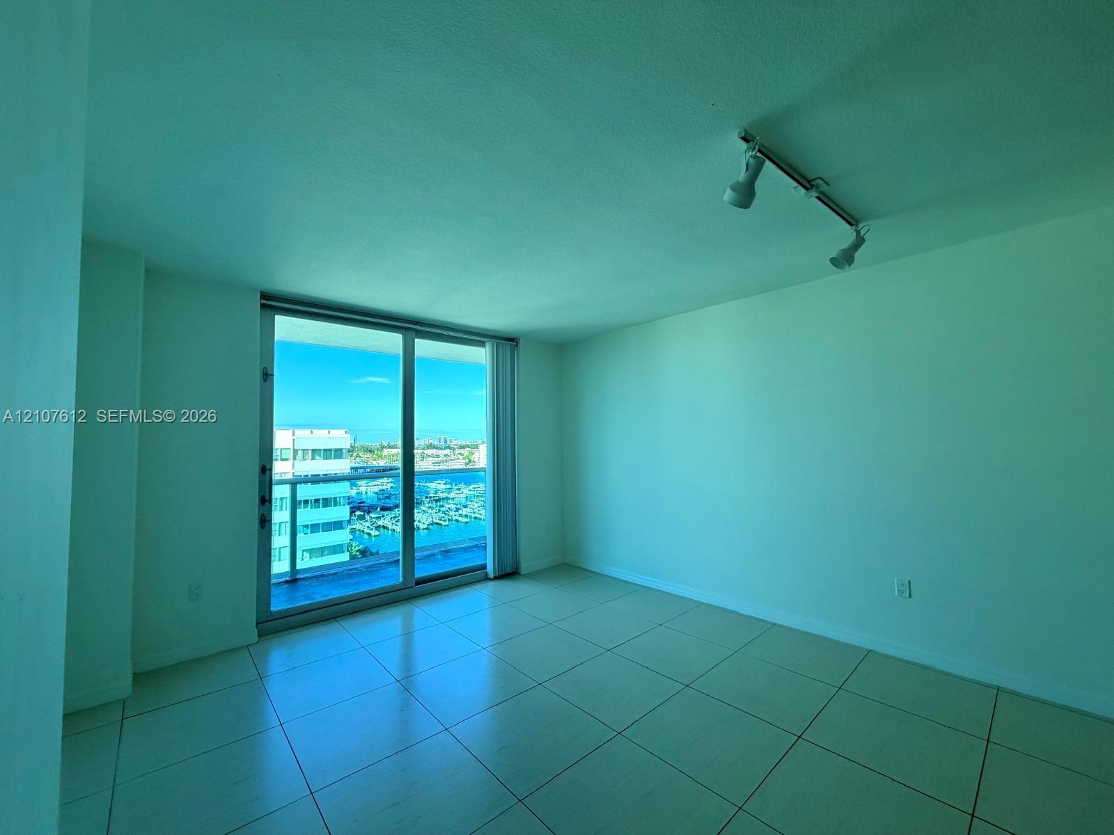 7525 E Treasure Dr # 1006, North Bay Village FL 33141 photo 2