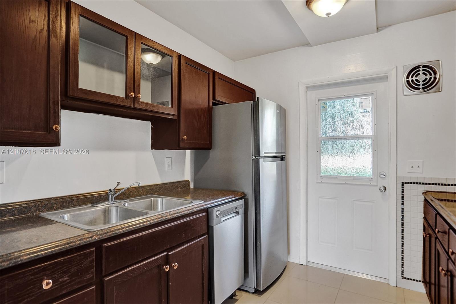 5420 NW 11th St # 108, Plantation FL 33313 photo 4