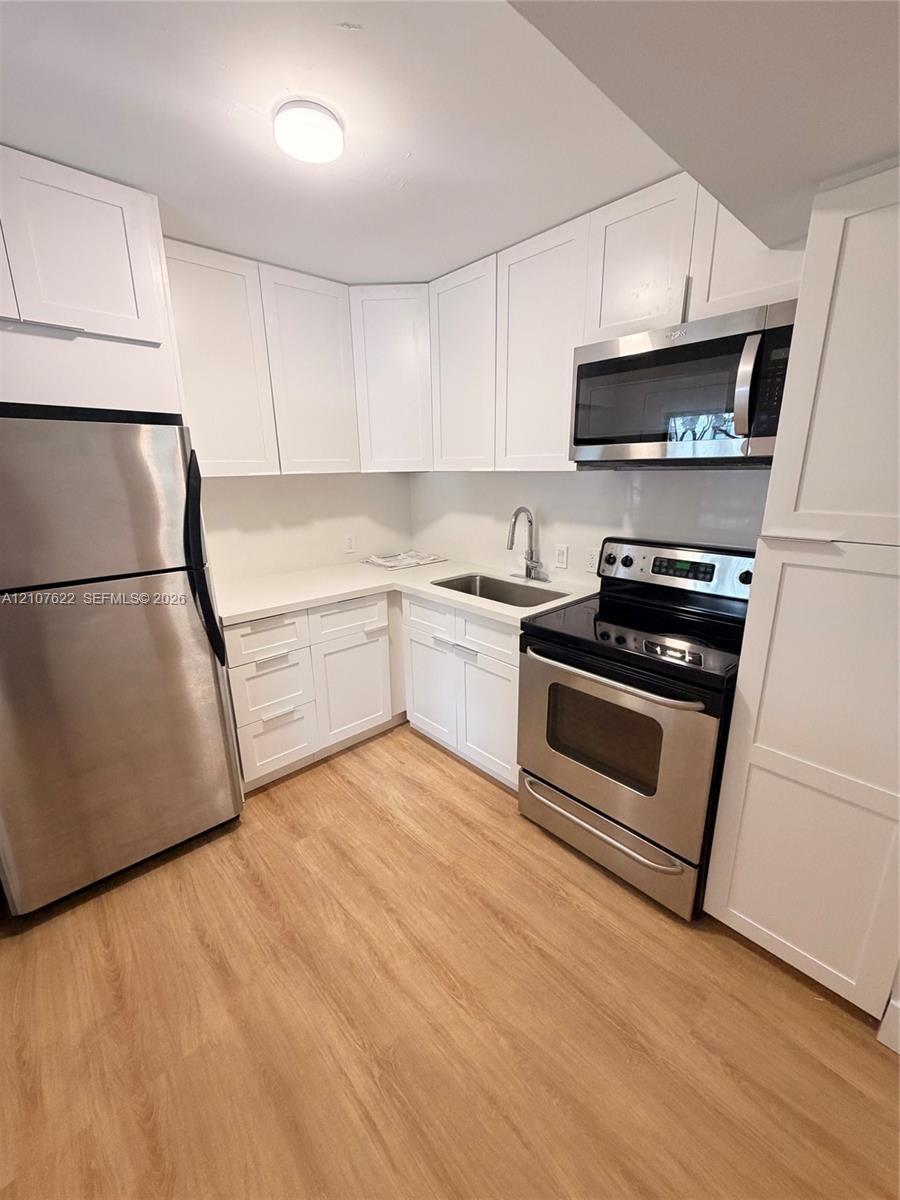 20400 W Country Club Dr # 112, Aventura FL 33180 photo 2