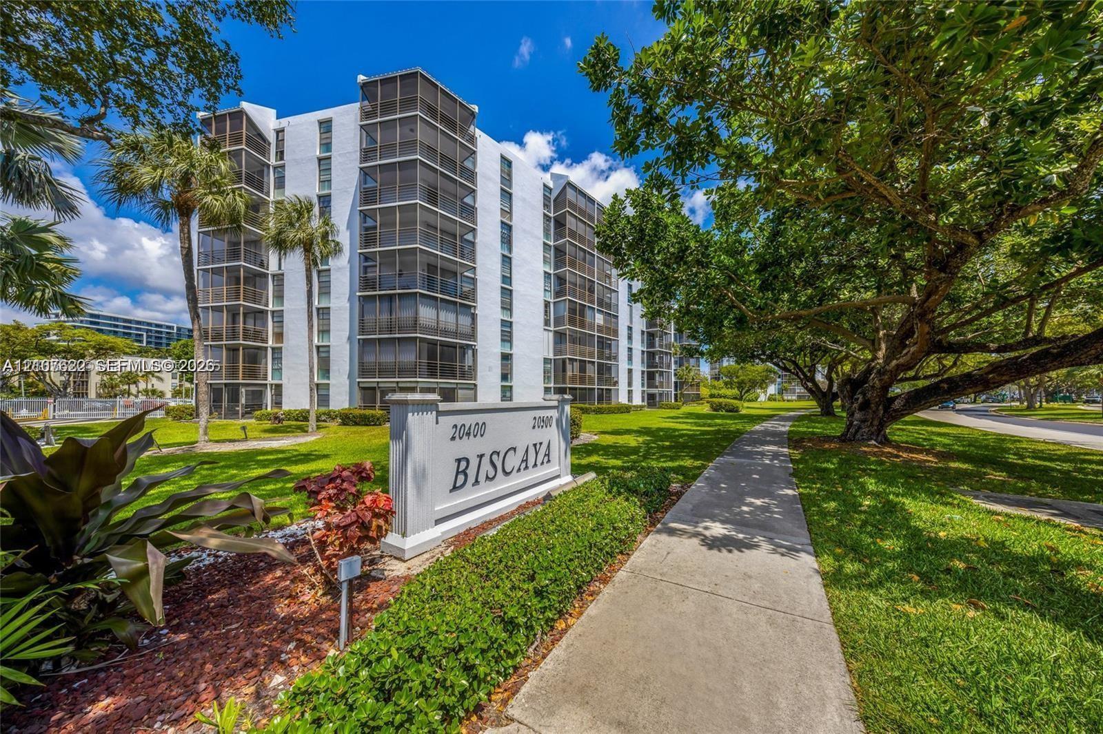 20400 W Country Club Dr # 112, Aventura FL 33180 photo 5